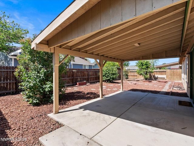 205 Jennys Lane, Fernley, NV 89408