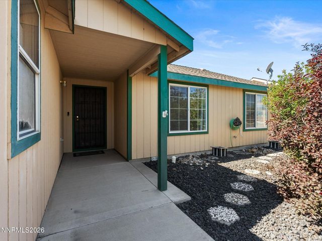 205 Jennys Lane, Fernley, NV 89408