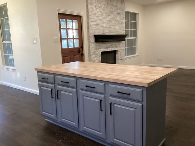 8113 Union Lake Drive, Fort Worth, TX 76137