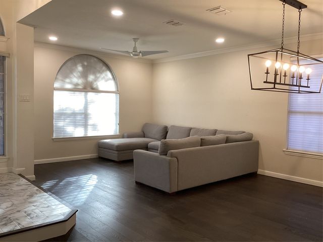 8113 Union Lake Drive, Fort Worth, TX 76137