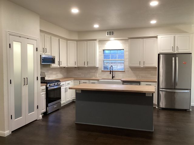 8113 Union Lake Drive, Fort Worth, TX 76137