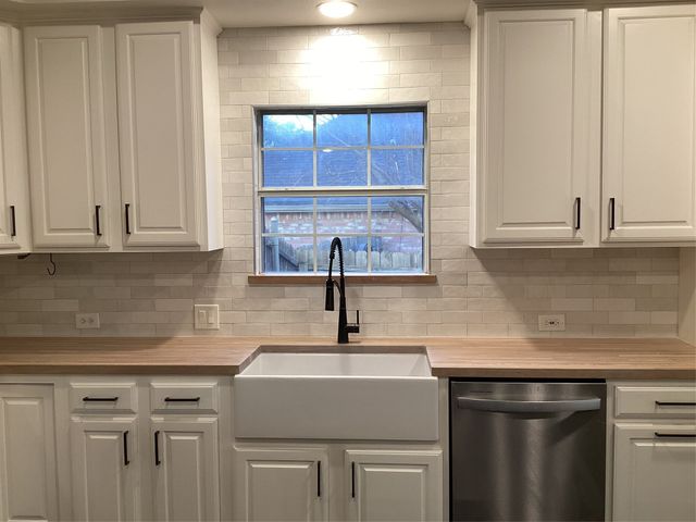 8113 Union Lake Drive, Fort Worth, TX 76137