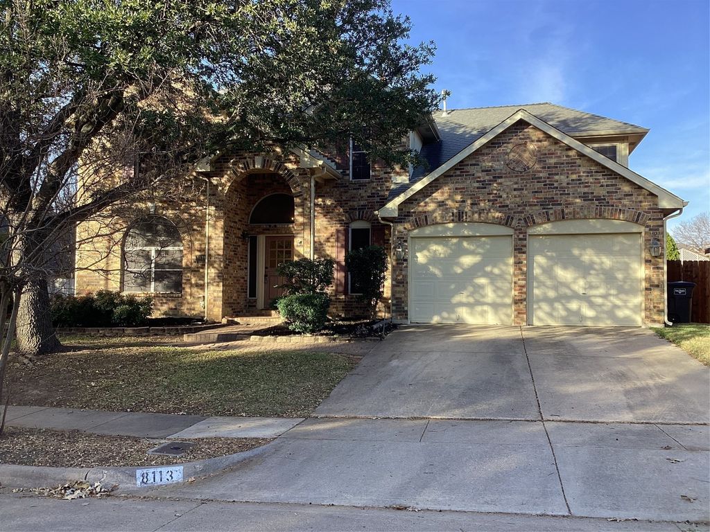8113 Union Lake Drive, Fort Worth, TX 76137
