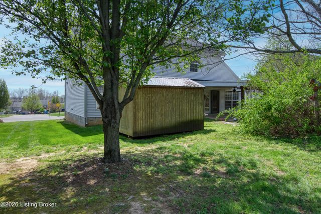 9807 Long Rifle Ln, Louisville, KY 40291