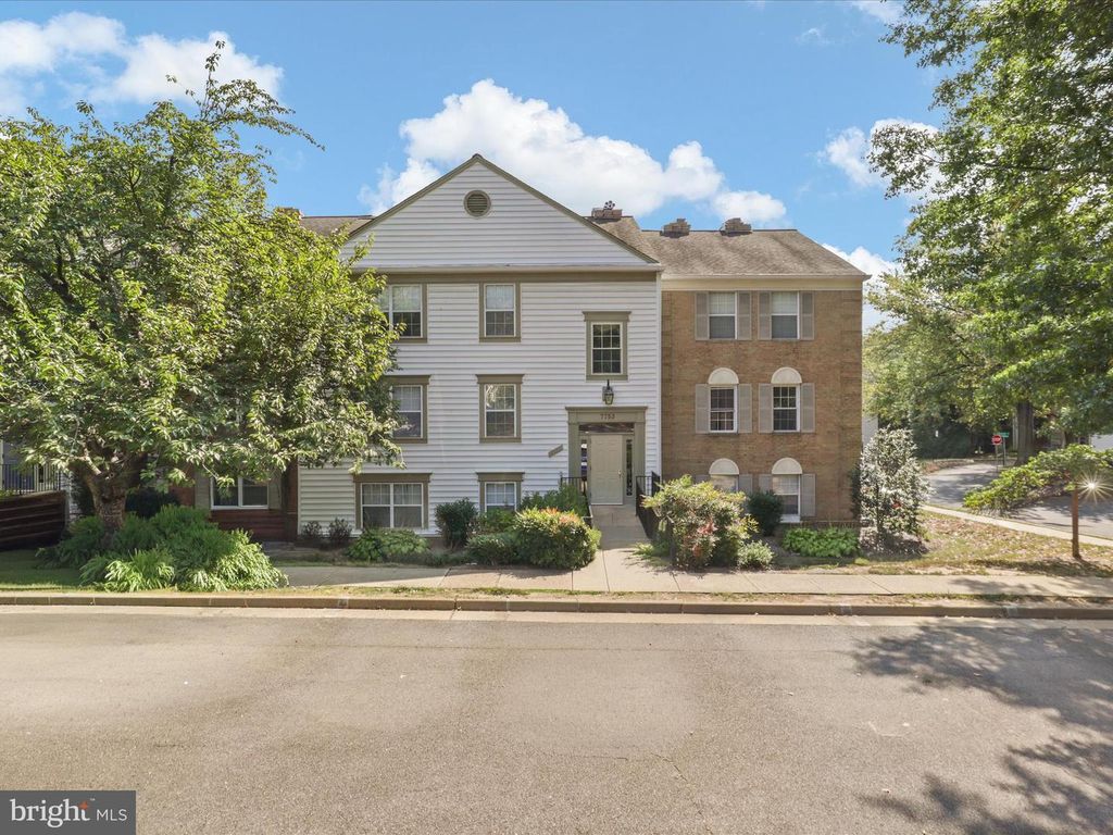 7753 NEW PROVIDENCE DR #79, Falls Church, VA 22042