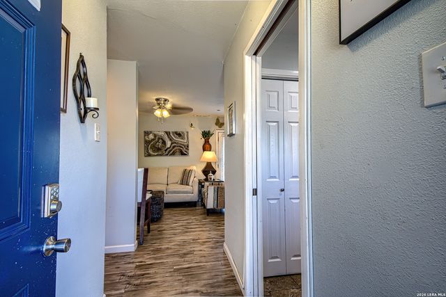 4626 Lakewood, San Antonio, TX 78220