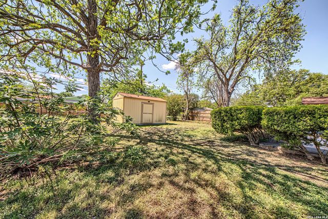 4626 Lakewood, San Antonio, TX 78220