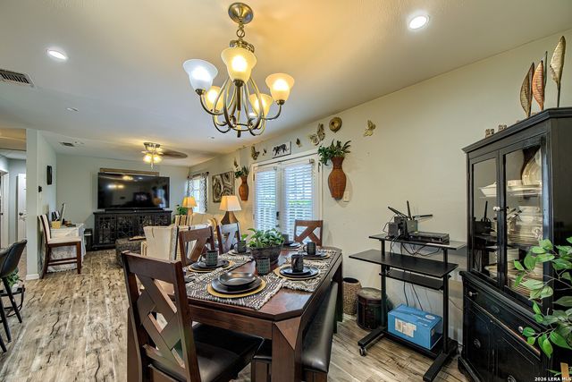 4626 Lakewood, San Antonio, TX 78220