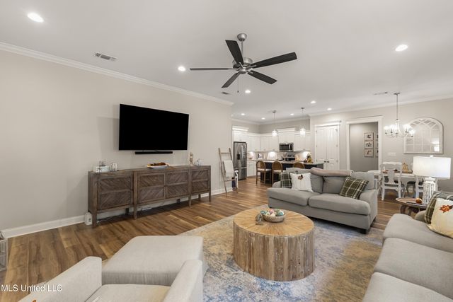 20 Barkis Drive, Hattiesburg, MS 39402