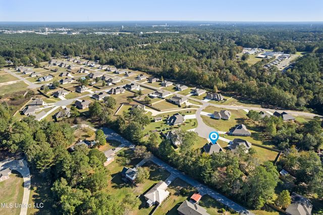 20 Barkis Drive, Hattiesburg, MS 39402