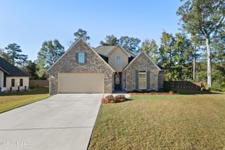 20 Barkis Drive, Hattiesburg, MS 39402