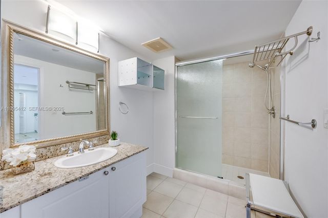 19501 W Country Club Drive 2412, Aventura, FL 33180