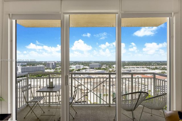 19501 W Country Club Drive 2412, Aventura, FL 33180