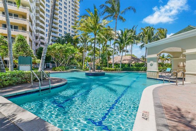 19501 W Country Club Drive 2412, Aventura, FL 33180