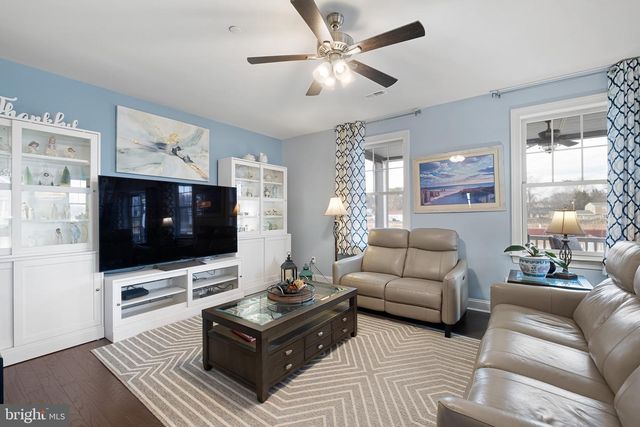 2027 DRAPER ST, Delaware City, DE 19706