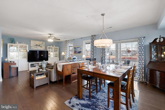 2027 DRAPER ST, Delaware City, DE 19706