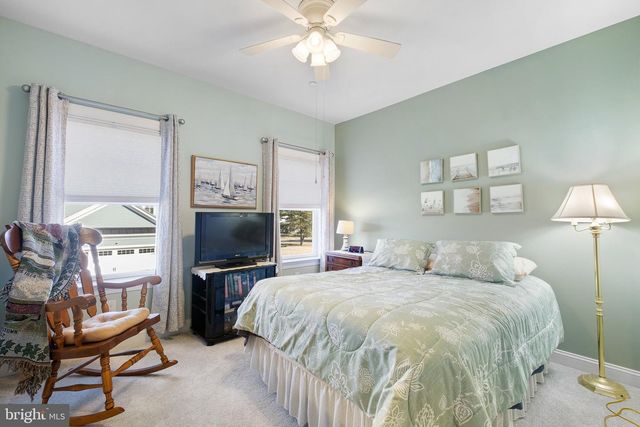 2027 DRAPER ST, Delaware City, DE 19706