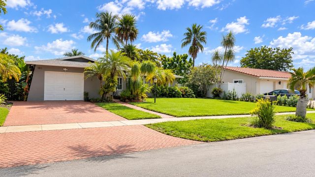 1811 N HIATUS Road 0, Pembroke Pines, FL 33026