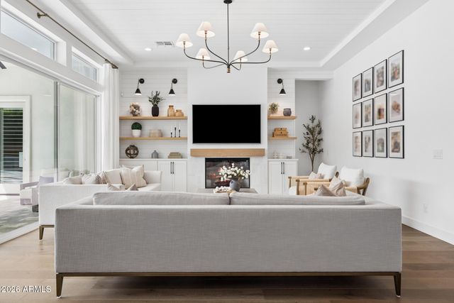 2633 E GERONIMO Street, Gilbert, AZ 85295