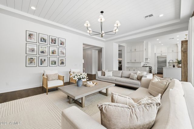 2633 E GERONIMO Street, Gilbert, AZ 85295