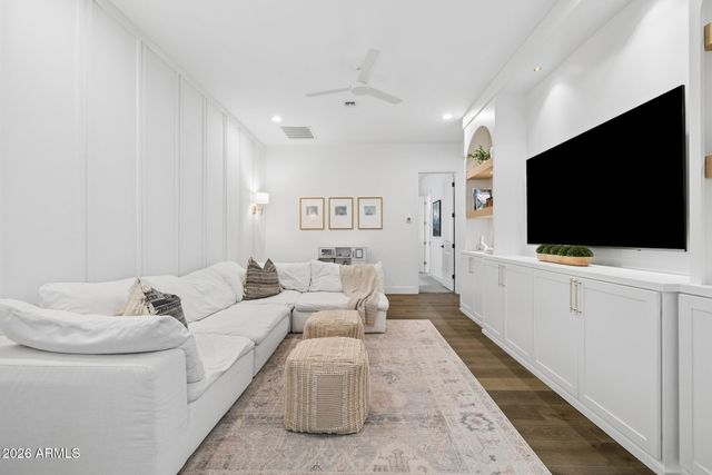 2633 E GERONIMO Street, Gilbert, AZ 85295