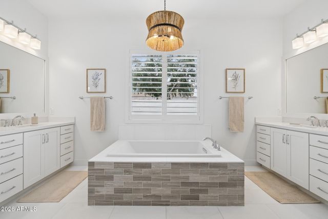 2633 E GERONIMO Street, Gilbert, AZ 85295