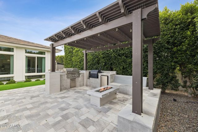 2633 E GERONIMO Street, Gilbert, AZ 85295