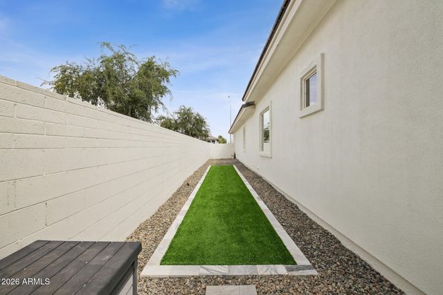 2633 E GERONIMO Street, Gilbert, AZ 85295