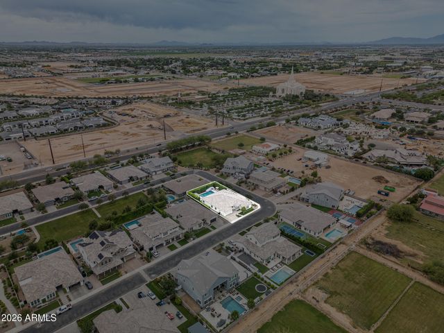 2633 E GERONIMO Street, Gilbert, AZ 85295