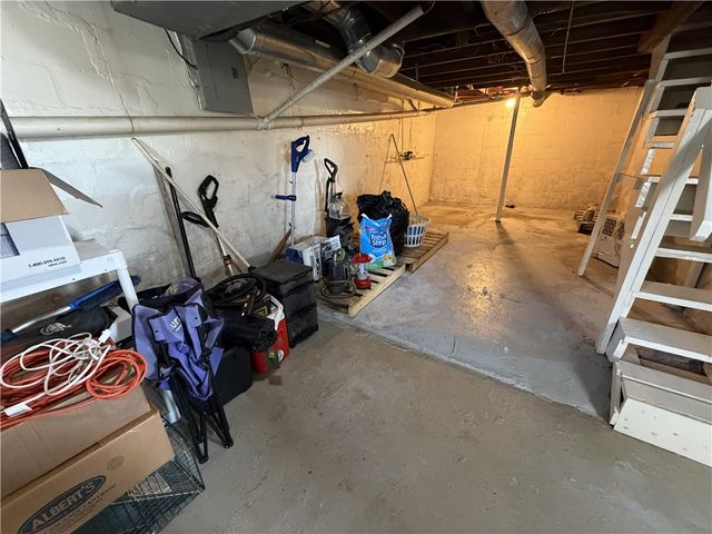 298-306 Park Ave, N Franklin Twp, PA 15301