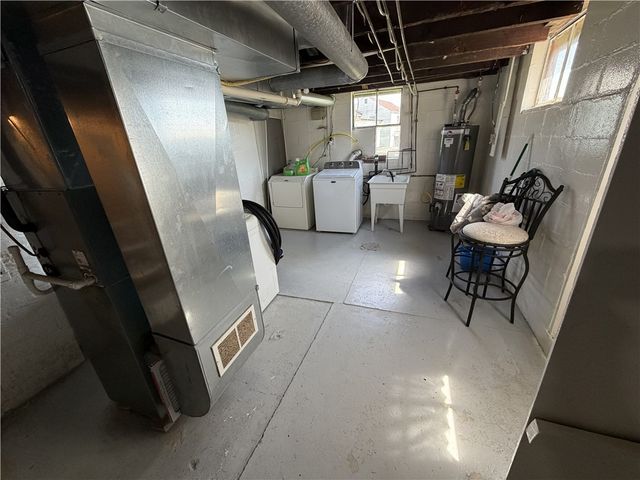 298-306 Park Ave, N Franklin Twp, PA 15301