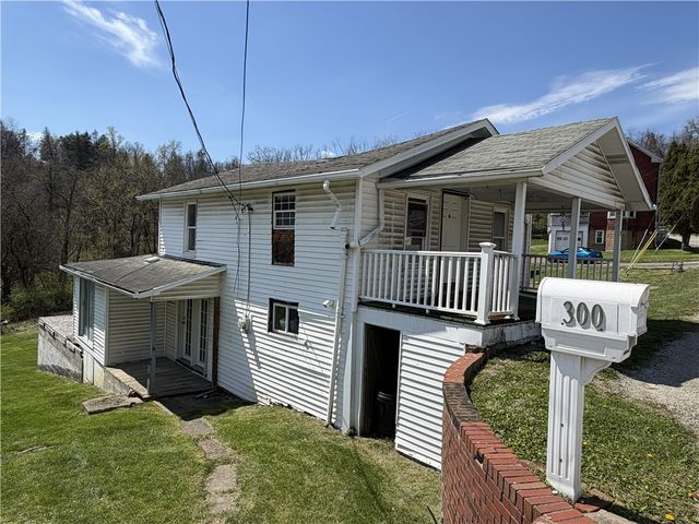 298-306 Park Ave, N Franklin Twp, PA 15301