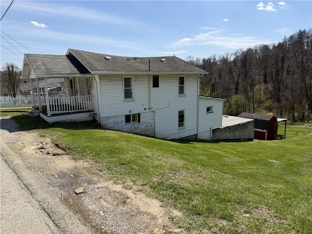 298-306 Park Ave, N Franklin Twp, PA 15301