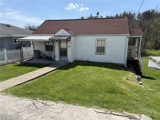 298-306 Park Ave, N Franklin Twp, PA 15301