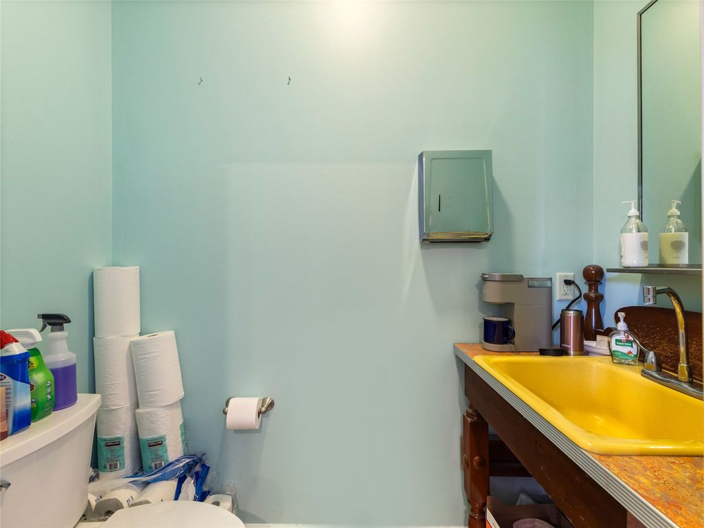 108 N 2nd Street, Livingston, MT 59047 photo 70