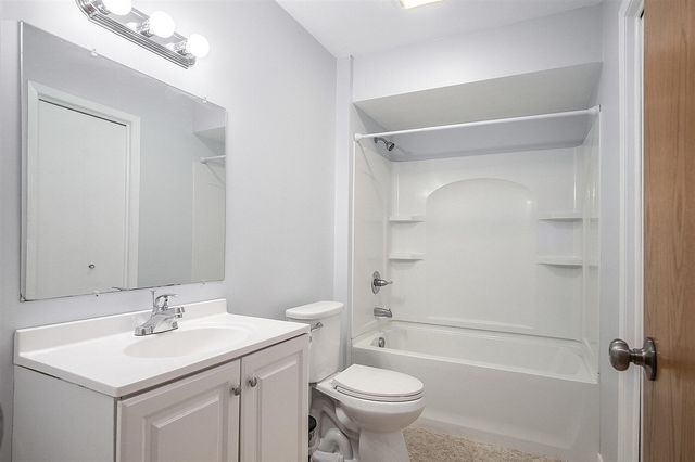 4404 Springmont Drive, Kentwood, MI 49512