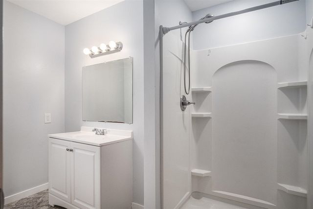 4404 Springmont Drive, Kentwood, MI 49512