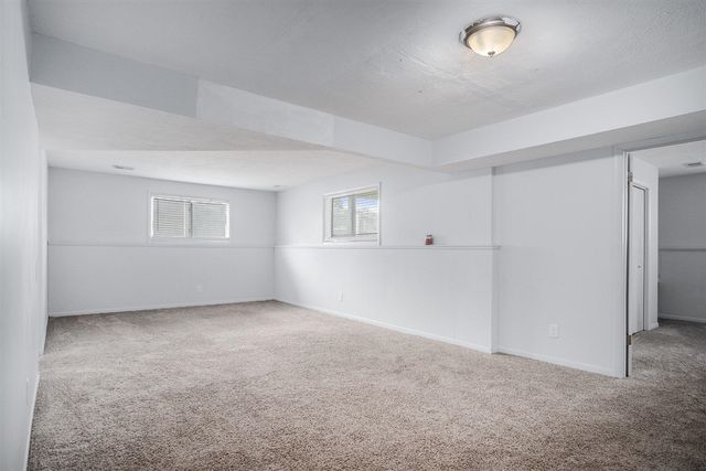 4404 Springmont Drive, Kentwood, MI 49512