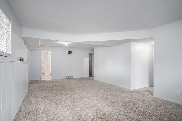 4404 Springmont Drive, Kentwood, MI 49512