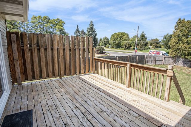 4404 Springmont Drive, Kentwood, MI 49512