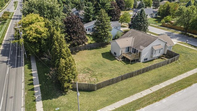 4404 Springmont Drive, Kentwood, MI 49512