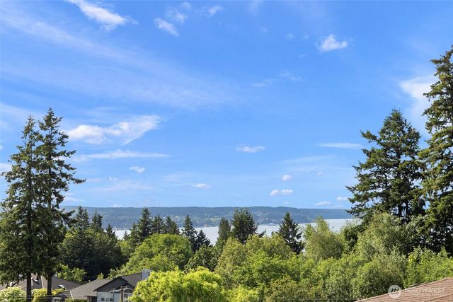1229 Crownmill Avenue, Mukilteo, WA 98275