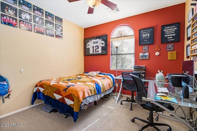 1708 W SEAGULL Court, Chandler, AZ 85286