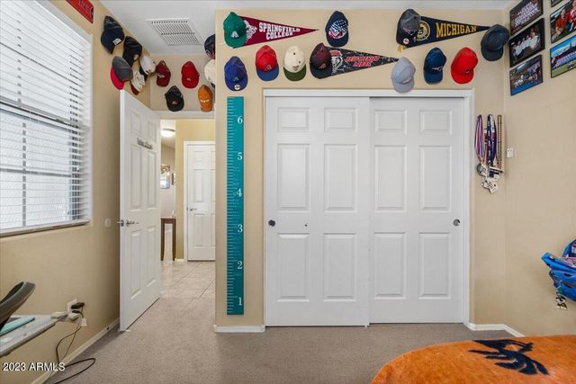 1708 W SEAGULL Court, Chandler, AZ 85286