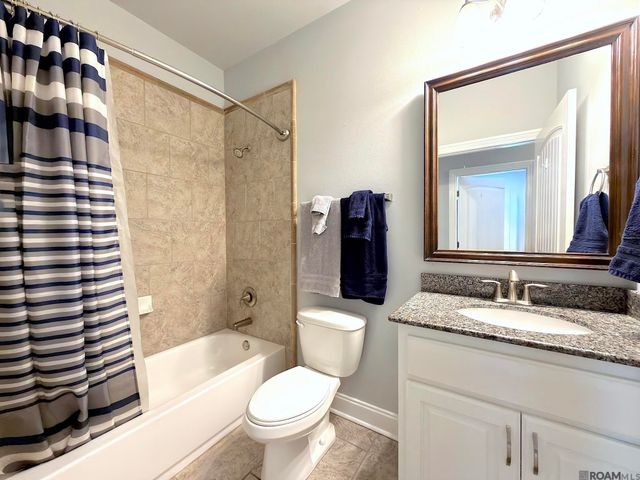 16012 Magnolia Trace Pkwy, Baton Rouge, LA 70817