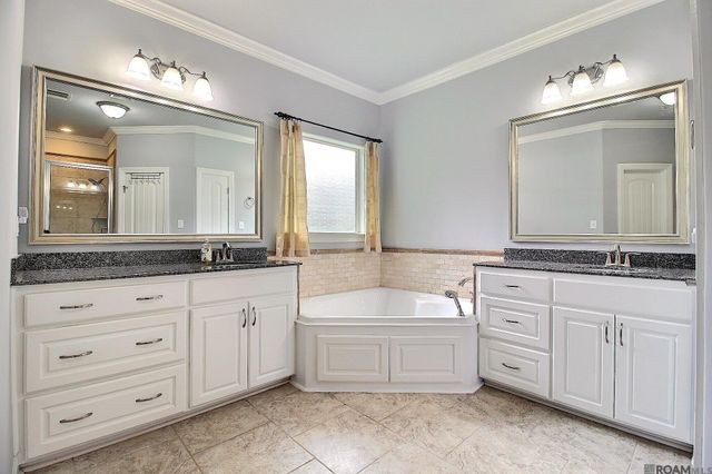 16012 Magnolia Trace Pkwy, Baton Rouge, LA 70817