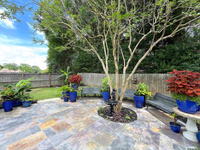 16012 Magnolia Trace Pkwy, Baton Rouge, LA 70817