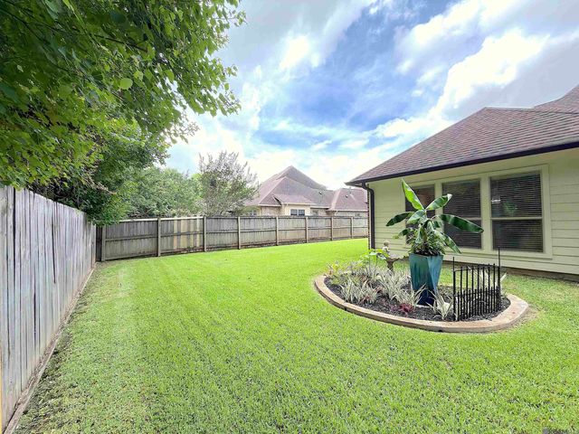 16012 Magnolia Trace Pkwy, Baton Rouge, LA 70817