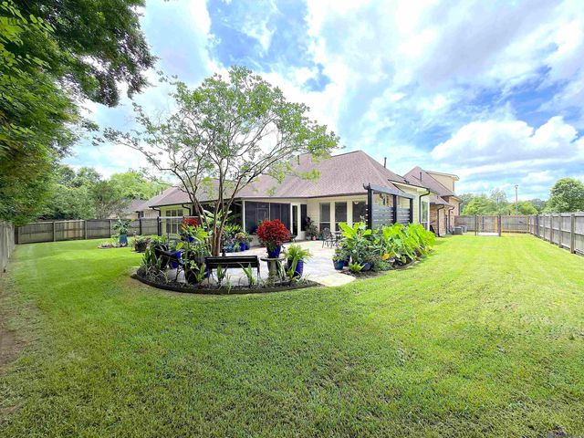 16012 Magnolia Trace Pkwy, Baton Rouge, LA 70817