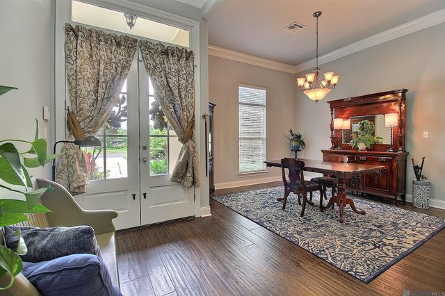 16012 Magnolia Trace Pkwy, Baton Rouge, LA 70817